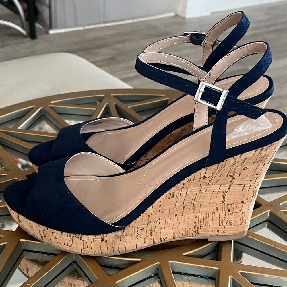 Charles by Charles David Navy Wedge Sandals - Picture 8 of 14